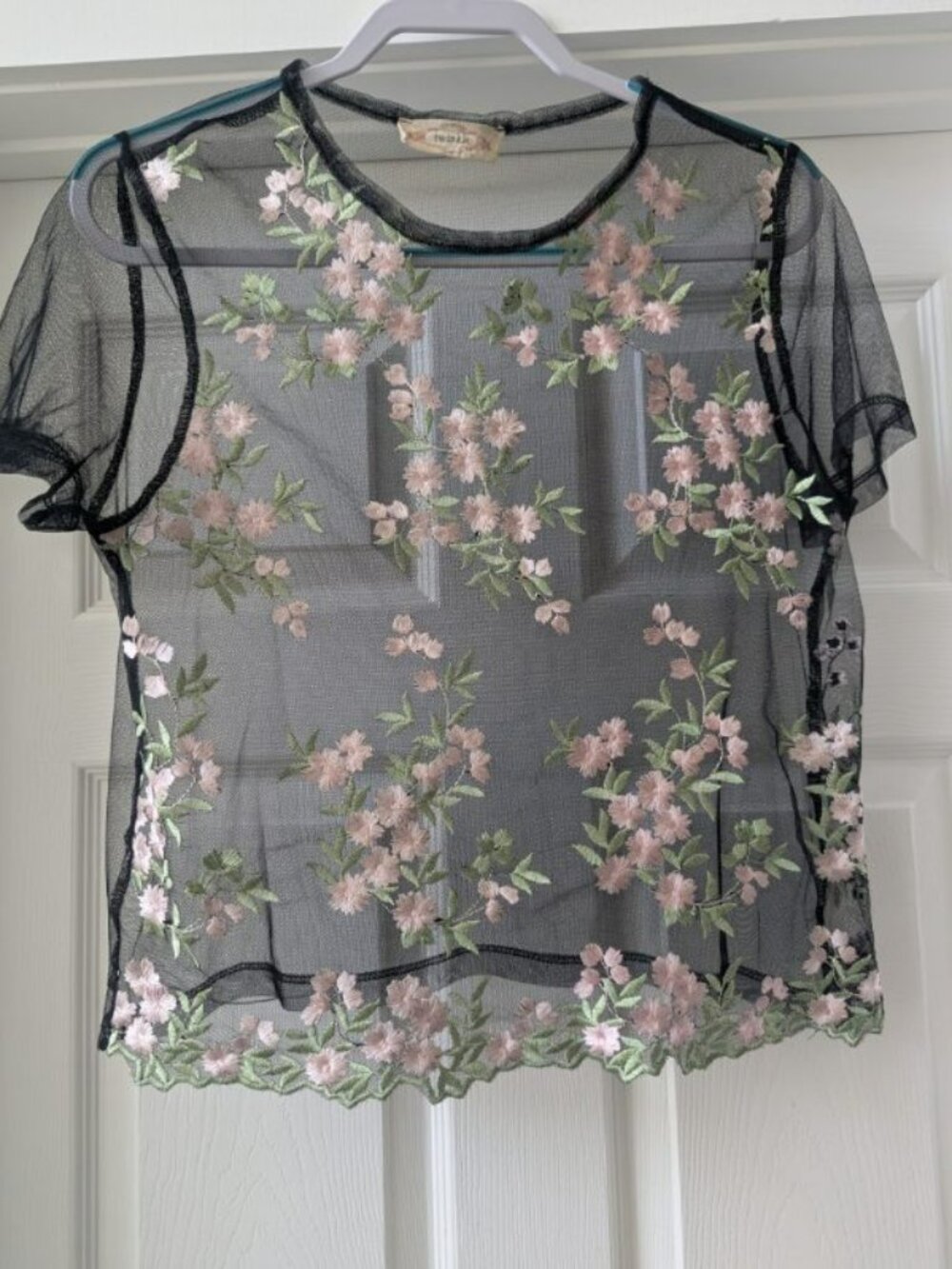 Twinkle Embroidered Floral Sheer Mesh Blouse Size Medium